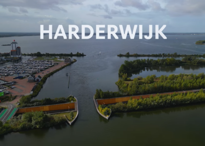 harderwijk words and background of the city with canal